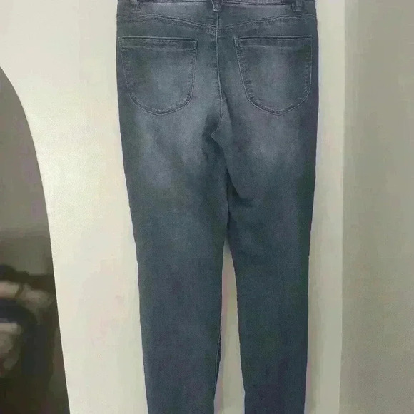 WIT & WISDOM Raw Hem Skinny Jean Size 4 Regular Dark Wash Distressed #232 - Picture 2 of 2